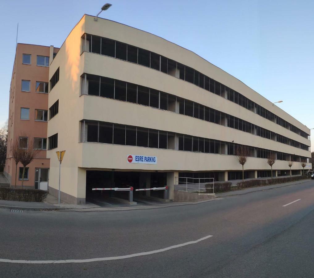 International Aparthotel - Free Parking Kolozsvár Kültér fotó